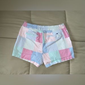 Vineyard Vines shorts